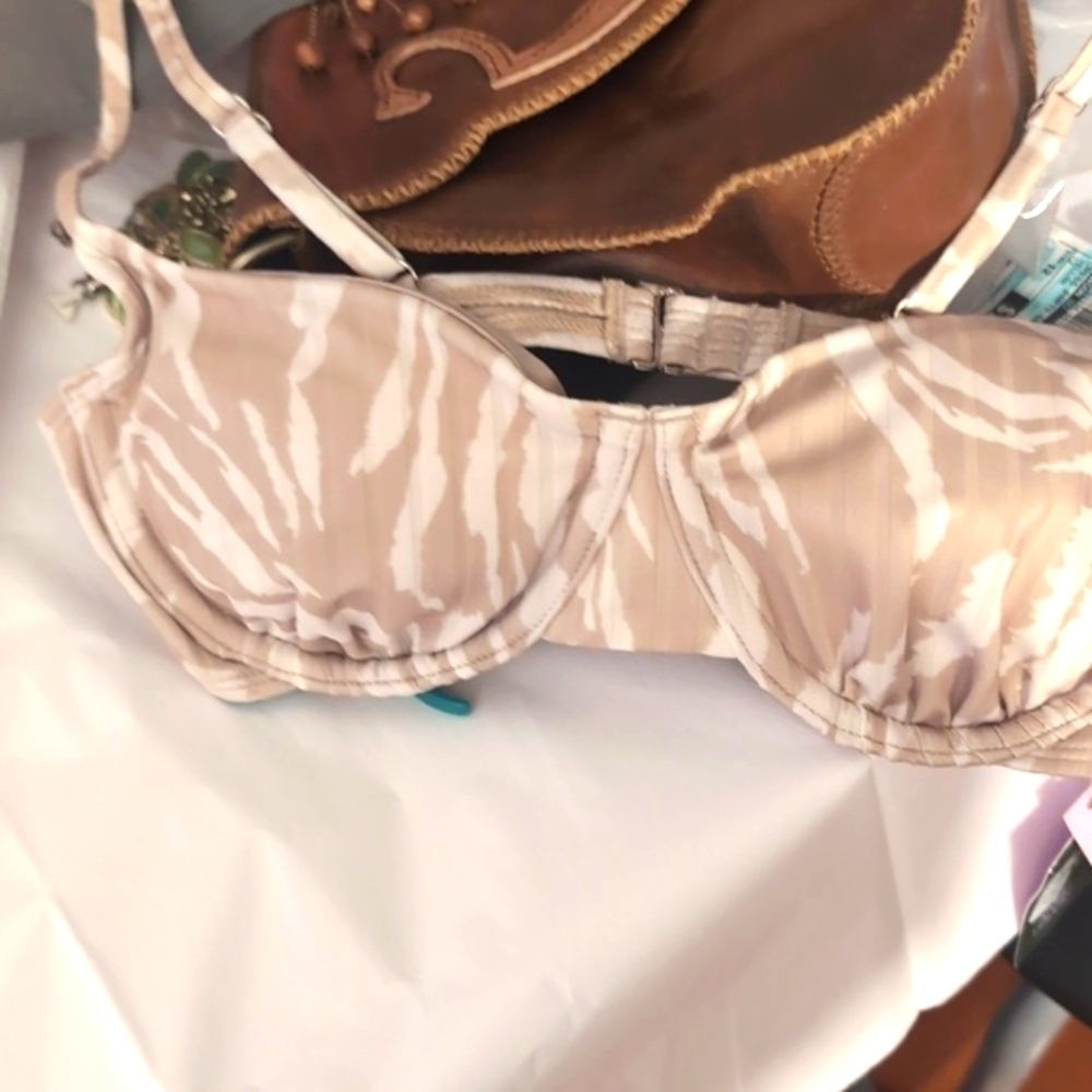 Wild Fable Cream Bikini Bra top Size X- small New With Tags